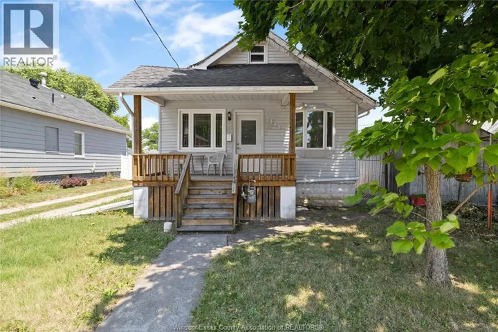 2382 Mercer STREET, Windsor, Ontario N8X3R3