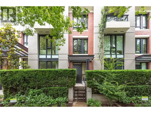 973 MAINLAND STREET, Vancouver, British Columbia V6B1T2
