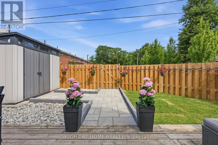 4 - 475 CLARIDGE ROAD, Burlington (Roseland), Ontario L7N2S1