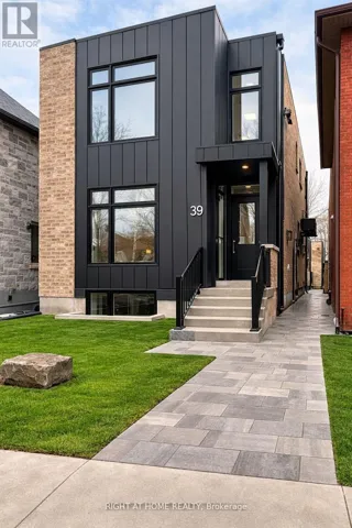 3 - 39 FIFTEENTH STREET, Toronto (New Toronto), Ontario M8V3J3