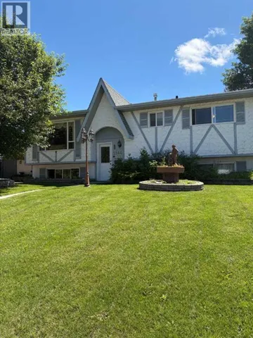 5144 35 Street E, Innisfail, Alberta T4G1H3