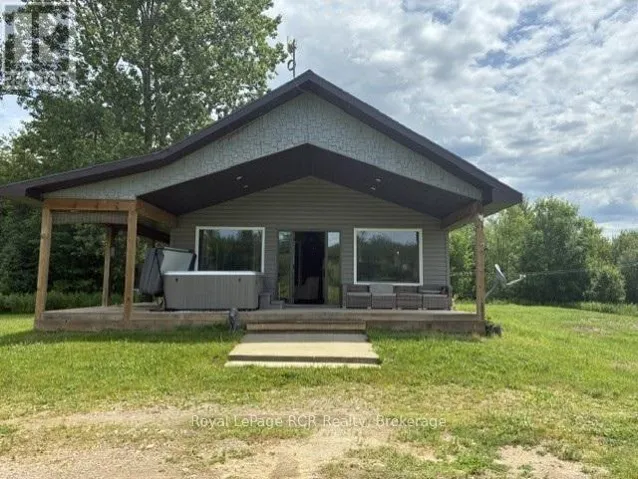 382162 CONCESSION 17 ROAD E, Georgian Bluffs, Ontario N0H2T0