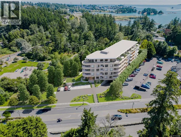 308 167 Island Hwy, View Royal, British Columbia V9B1G1