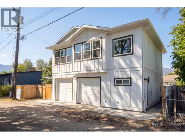 1030 TIMMINS Street, Penticton, British Columbia V2A5V2