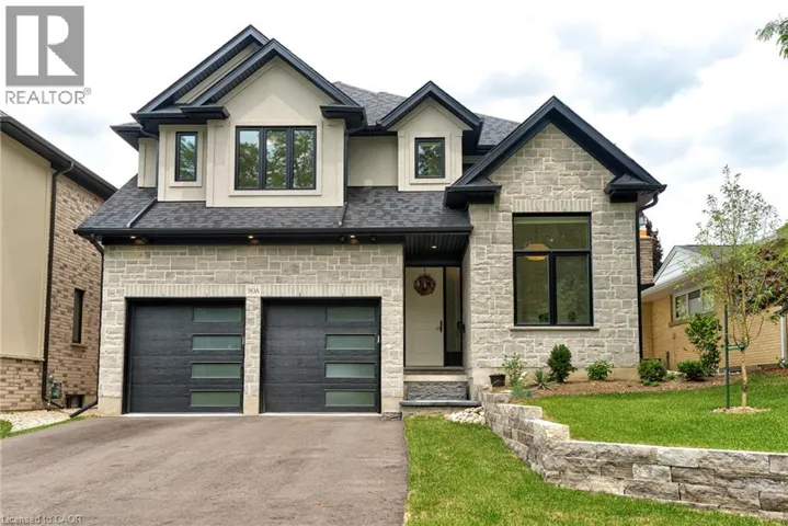 90 MARGARET Avenue N Unit# A, Waterloo, Ontario N2J3P9
