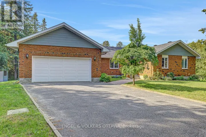 132 GREY STONE DRIVE, Ottawa, Ontario K0A1L0