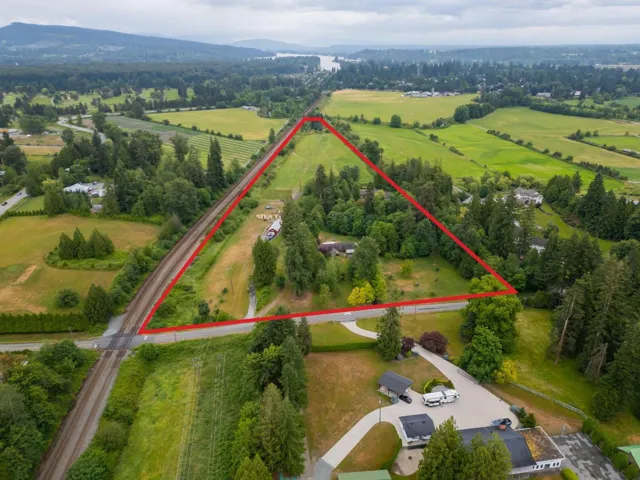 9472 222 STREET, Langley, British Columbia V1M3T7