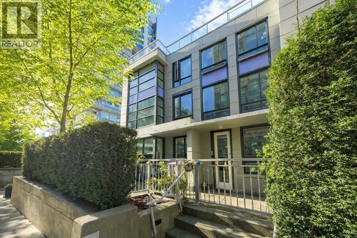 156 W 1ST AVENUE, Vancouver, British Columbia V5Y0H6