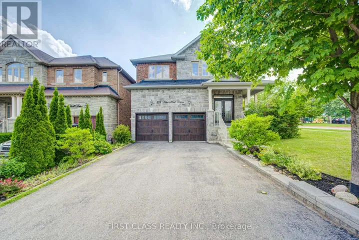 718 PETER HALL DRIVE, Newmarket (Summerhill Estates), Ontario L3X2T1