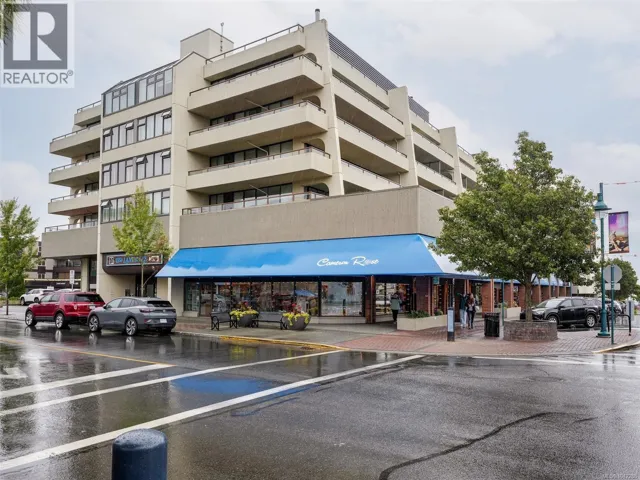409 9805 Second St, Sidney, British Columbia V8L4T9