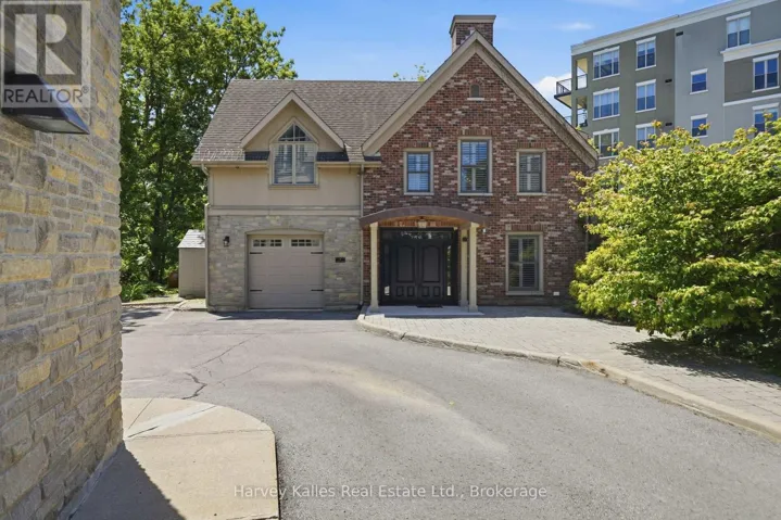 7 - 4 BRIDGE STREET, Prince Edward County (Picton), Ontario K0K2T0
