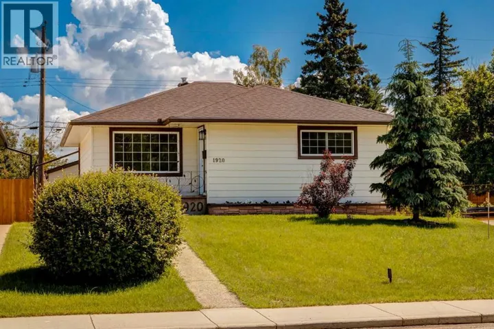 1920 Kelwood Drive SW, Calgary, Alberta T3E3Z3