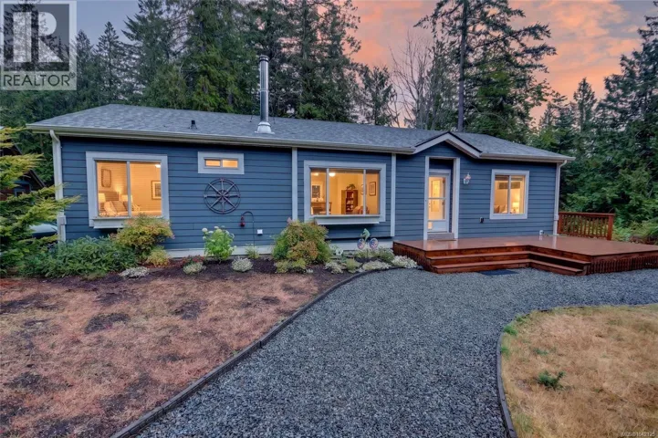 896 Canso Rd, Gabriola Island, British Columbia V0R1X2