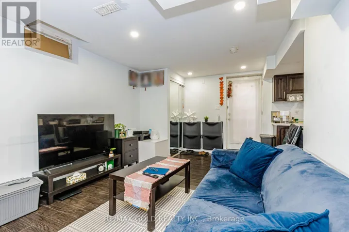 4 TRUDELLE CRESCENT, Brampton (Fletcher's Meadow), Ontario L7A2Z5