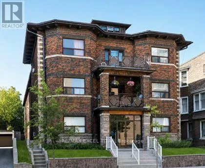305 - 1643 BLOOR STREET W, Toronto (High Park North), Ontario M6P1A6