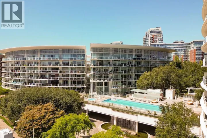413 68 Songhees Rd, Victoria, British Columbia V9A0A3