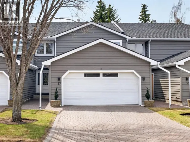 12 Wood Crescent SW, Calgary, Alberta T2W4B4
