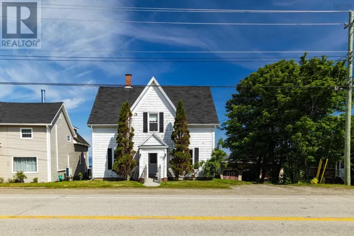8201 Highway 1, Meteghan, Nova Scotia B0W2J0