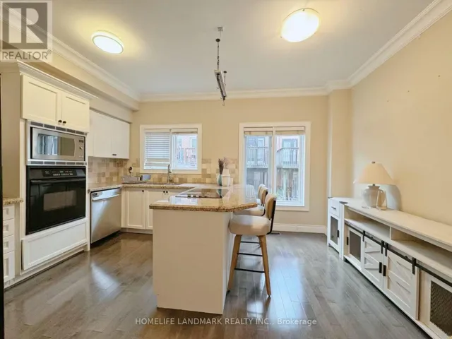 54 BLUEWATER COURT, Toronto (Mimico), Ontario M8V4A9
