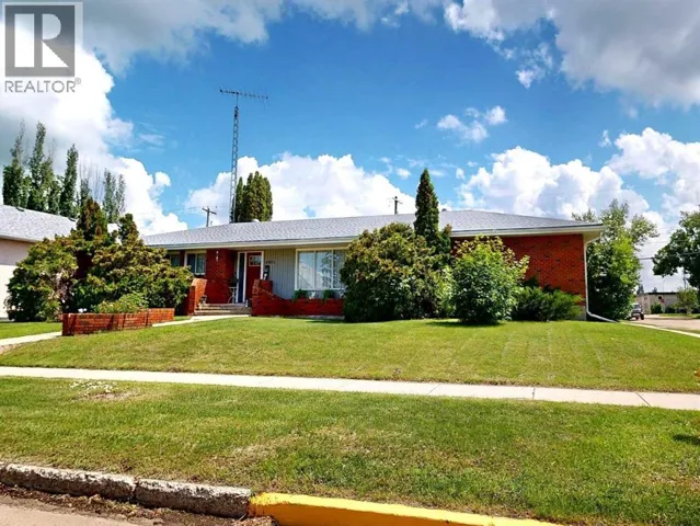 4901 52 Street, Stettler, Alberta T0C2L0