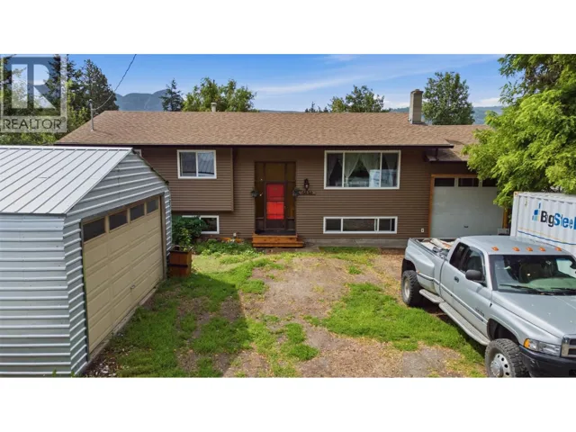 5830 6 Highway, Lavington, British Columbia V1B3E1