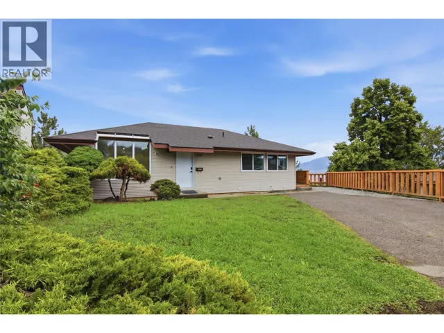 324 Whiteshield Crescent, Kamloops, British Columbia V2E1G1