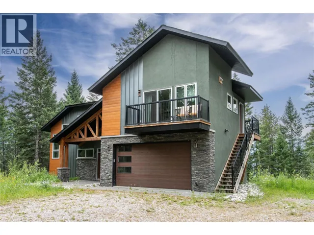 1541 Quartz Crescent, Golden, British Columbia V0A1H3
