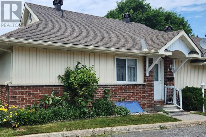 3 DAPHNE CRESCENT, Ottawa, Ontario K2S1Y1