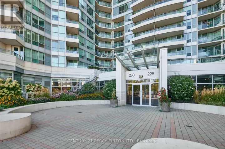 1016 - 230 QUEENS QUAY W, Toronto (Waterfront Communities), Ontario M5J1B5