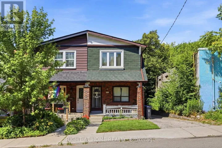 204 HIGHFIELD ROAD, Toronto (Greenwood-Coxwell), Ontario M4L2V3