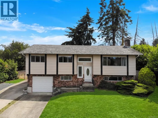 156 Moss Ave, Parksville, British Columbia V9P1L7
