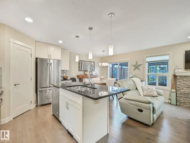 145 SUMMERSTONE LN, Sherwood Park, Alberta T8H0Y4