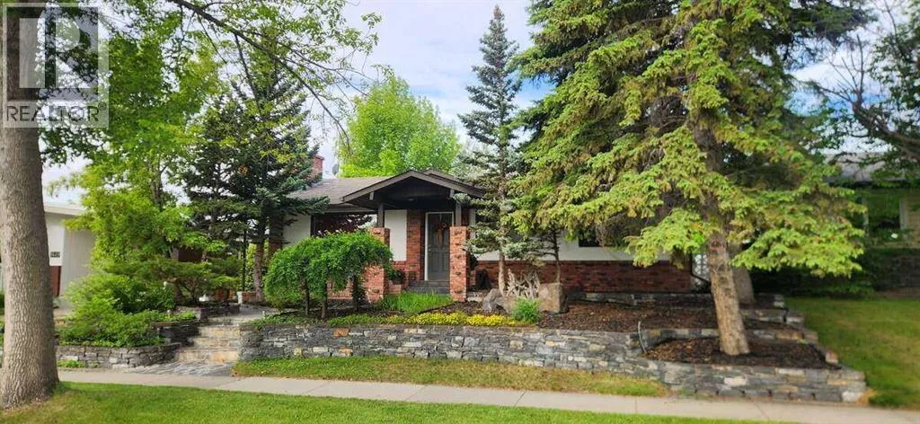 9415 Fairmount Drive SE, Calgary, Alberta T2J0R1