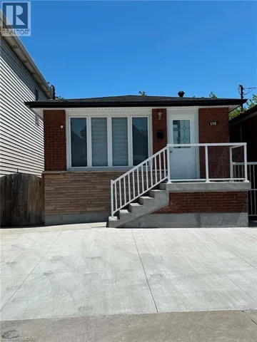 172 GIBSON Avenue, Hamilton, Ontario L8L6J8