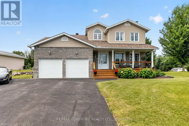 9 HERON DRIVE, Laurentian Valley, Ontario K8A8N8