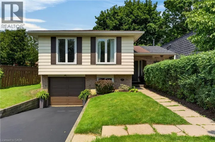 5051 BRADY Avenue, Burlington, Ontario L7L3X5