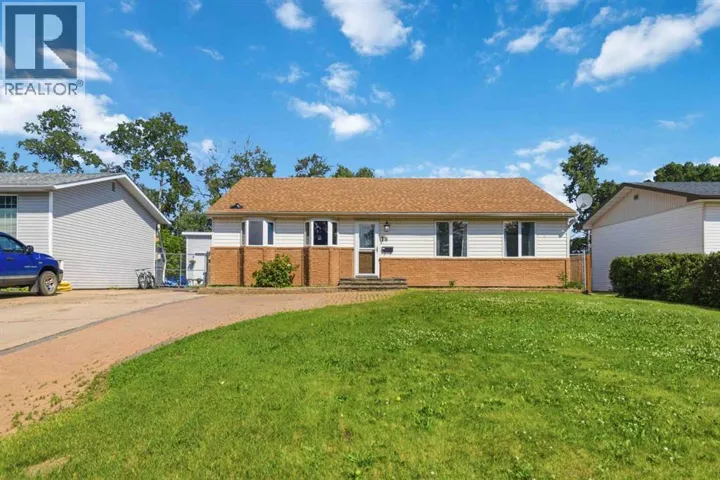 18 Clark Crescent, Fort McMurray, Alberta T9H1M8