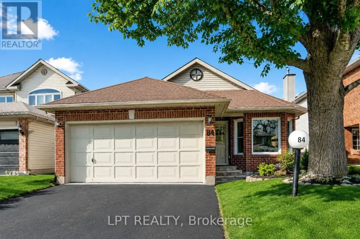 84 NEWBOROUGH CRESCENT, Ottawa, Ontario K2G6A9