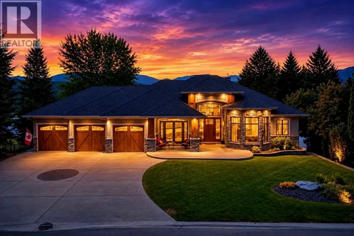 7495 Sun Valley Place, Radium Hot Springs, British Columbia V0A1M0