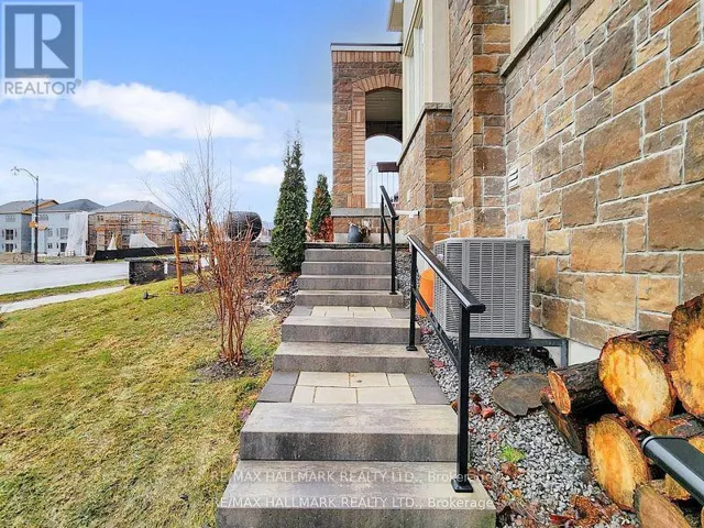 86 MURRAY LEONARD LANE, East Gwillimbury (Queensville), Ontario L9N0Z6