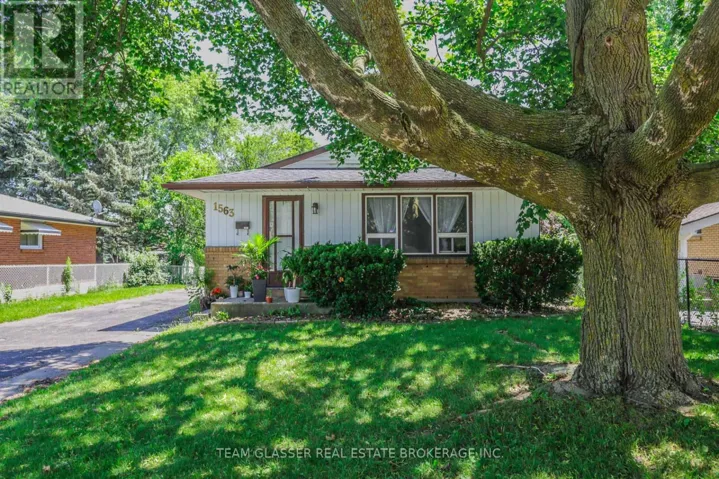 1563 DALE STREET, London East (East H), Ontario N5V1Y1