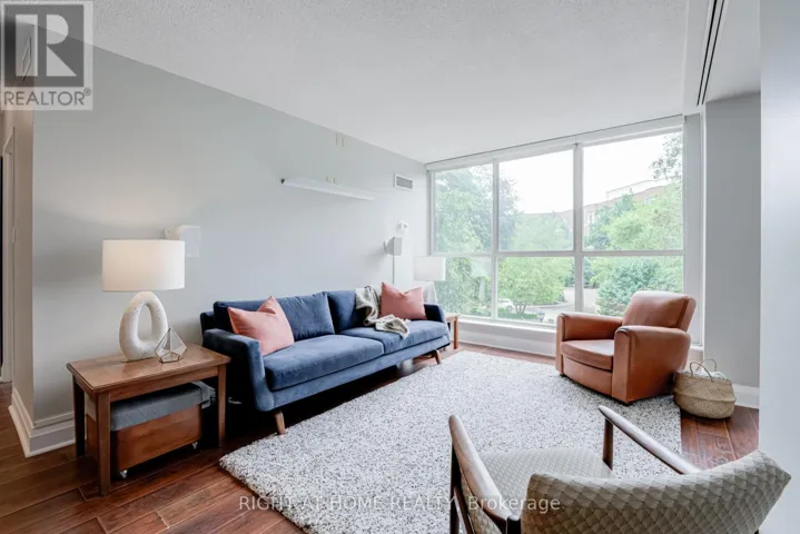 329 - 22 SOUTHPORT STREET, Toronto (High Park-Swansea), Ontario M6S4Y9