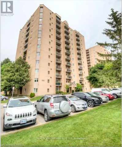 806 - 858 COMMISSIONERS ROAD E, London South (South H), Ontario N6C5Y5