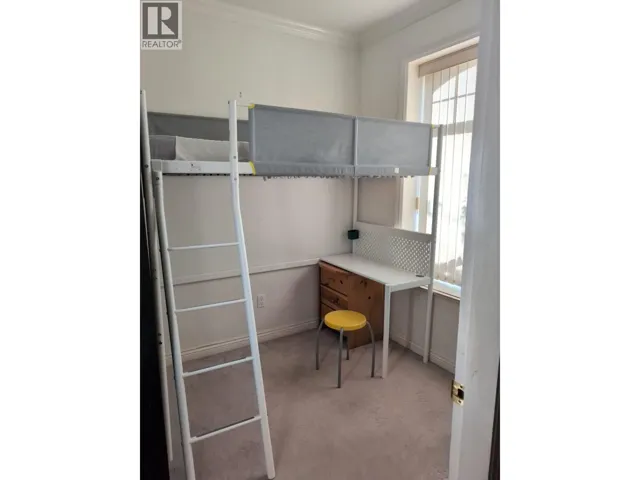 ROOMS in SHARED 4XXX REID STREET, Vancouver, British Columbia V5R3Y6