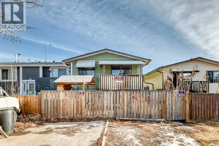 D, 903 44 Street SE, Calgary, Alberta T2A5K7