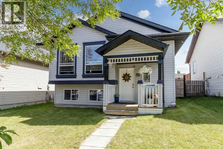 49 Wildrose Drive, Sylvan Lake, Alberta T4S2K8