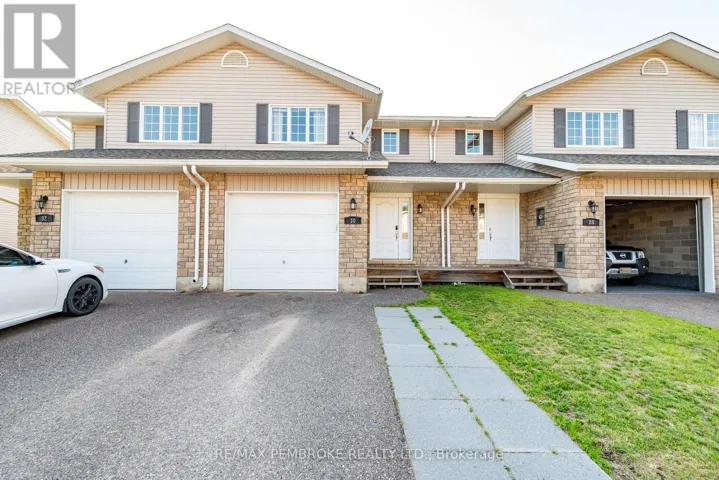 30 WINSTON AVENUE, Petawawa, Ontario K8H0C1