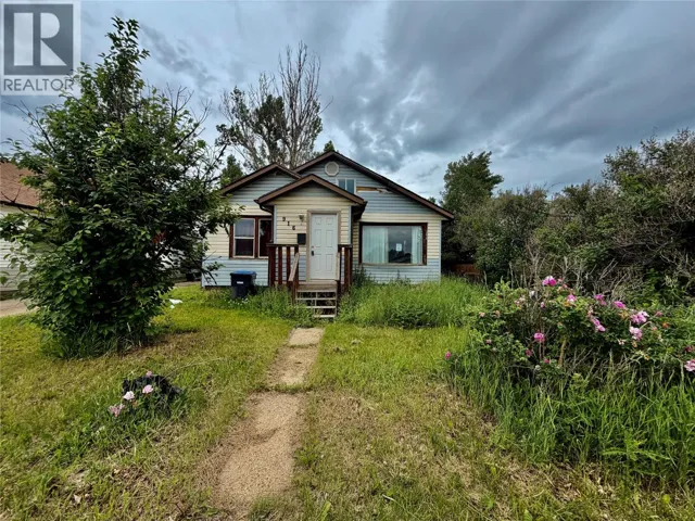 916 106 Avenue, Dawson Creek, British Columbia V1G2N7