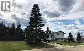 813 7 A Street, Fox Creek, Alberta T0H1P0