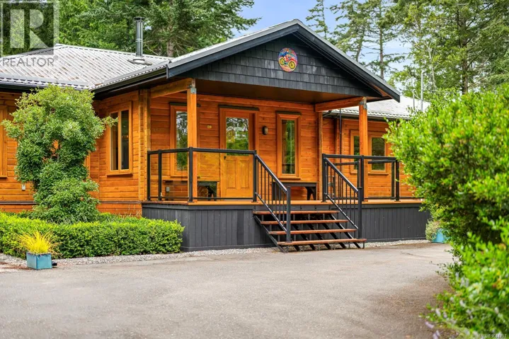 7540 Anderson Dr, Hornby Island, British Columbia V0R1Z0